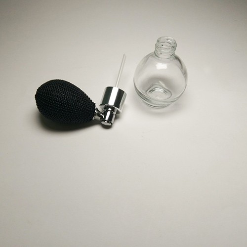 Easy to carry empty 15ml globe shape clear glass bottle with liquid perfume bulb atomizer 13/415 neck size customization net color